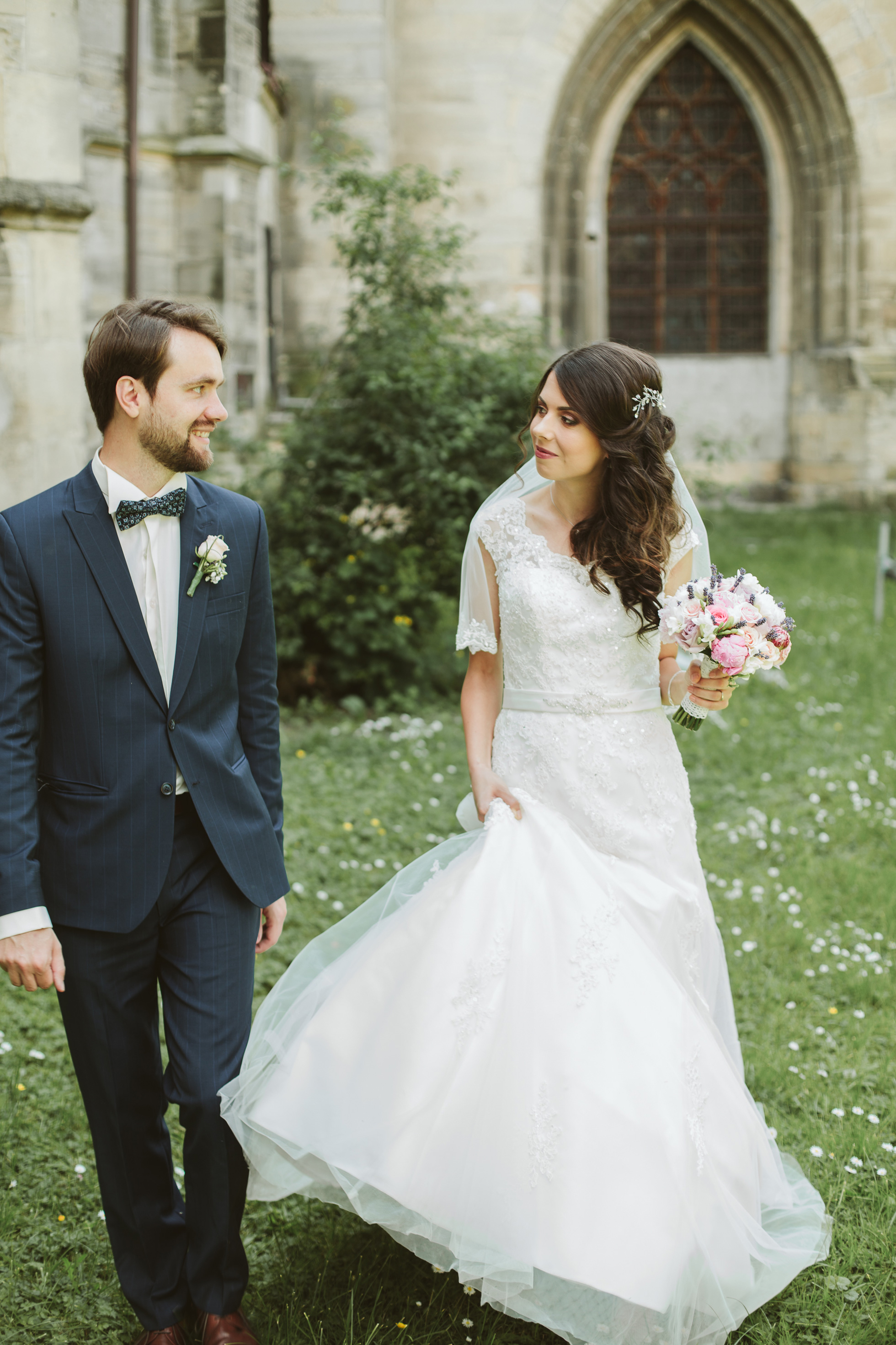 Evelina-+-Horea-{teaser}-100