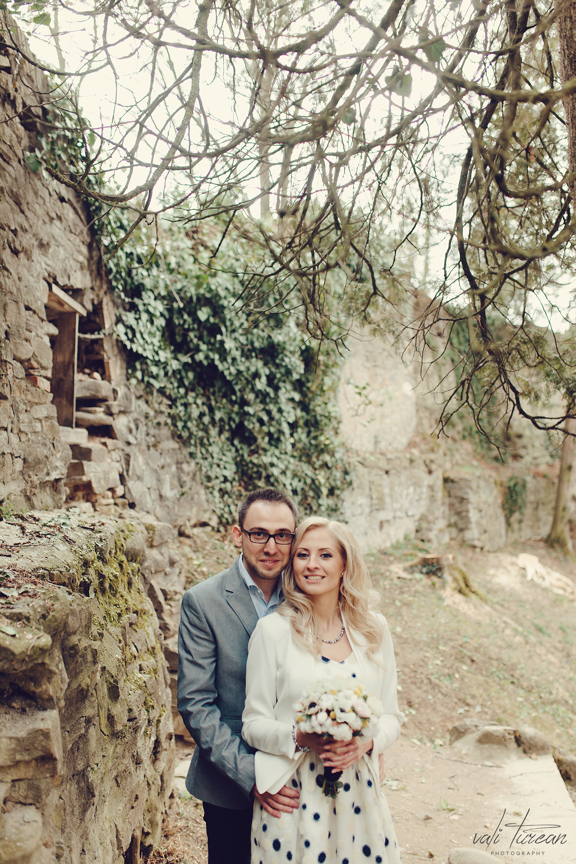 Boglarka + Cristi {save the date} teaser 042