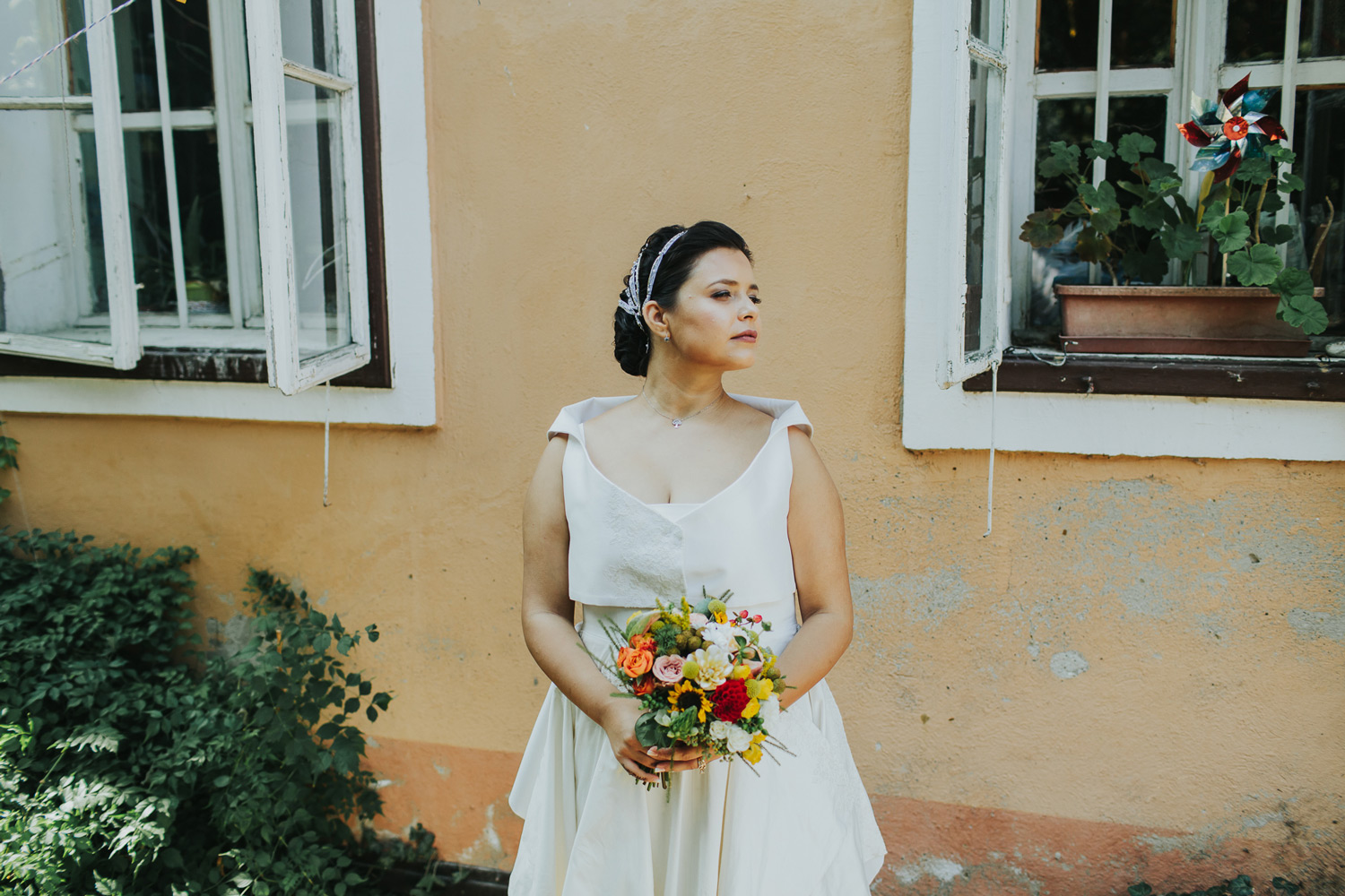 adela-louai-teaser-110