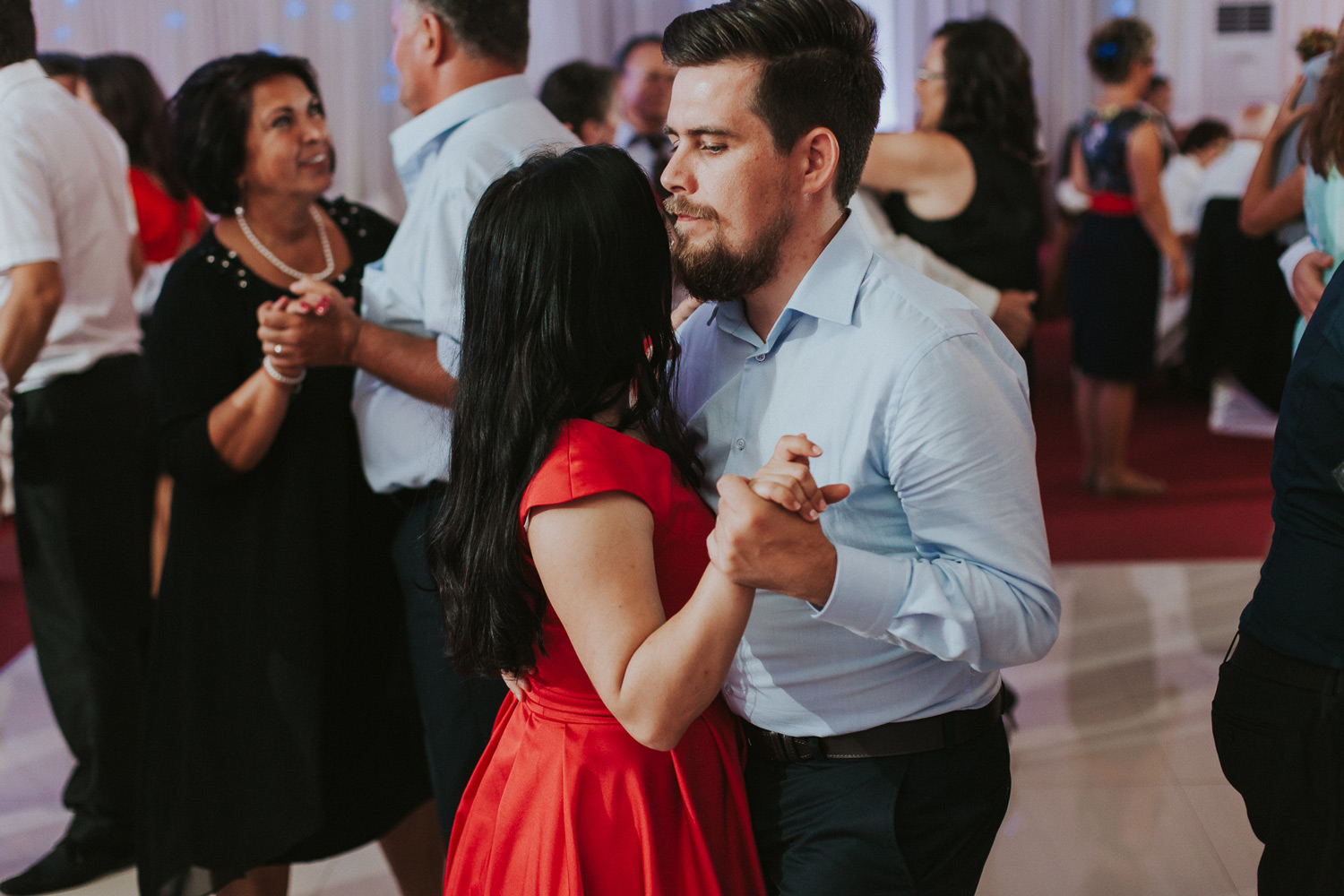 adela-louai-teaser-185