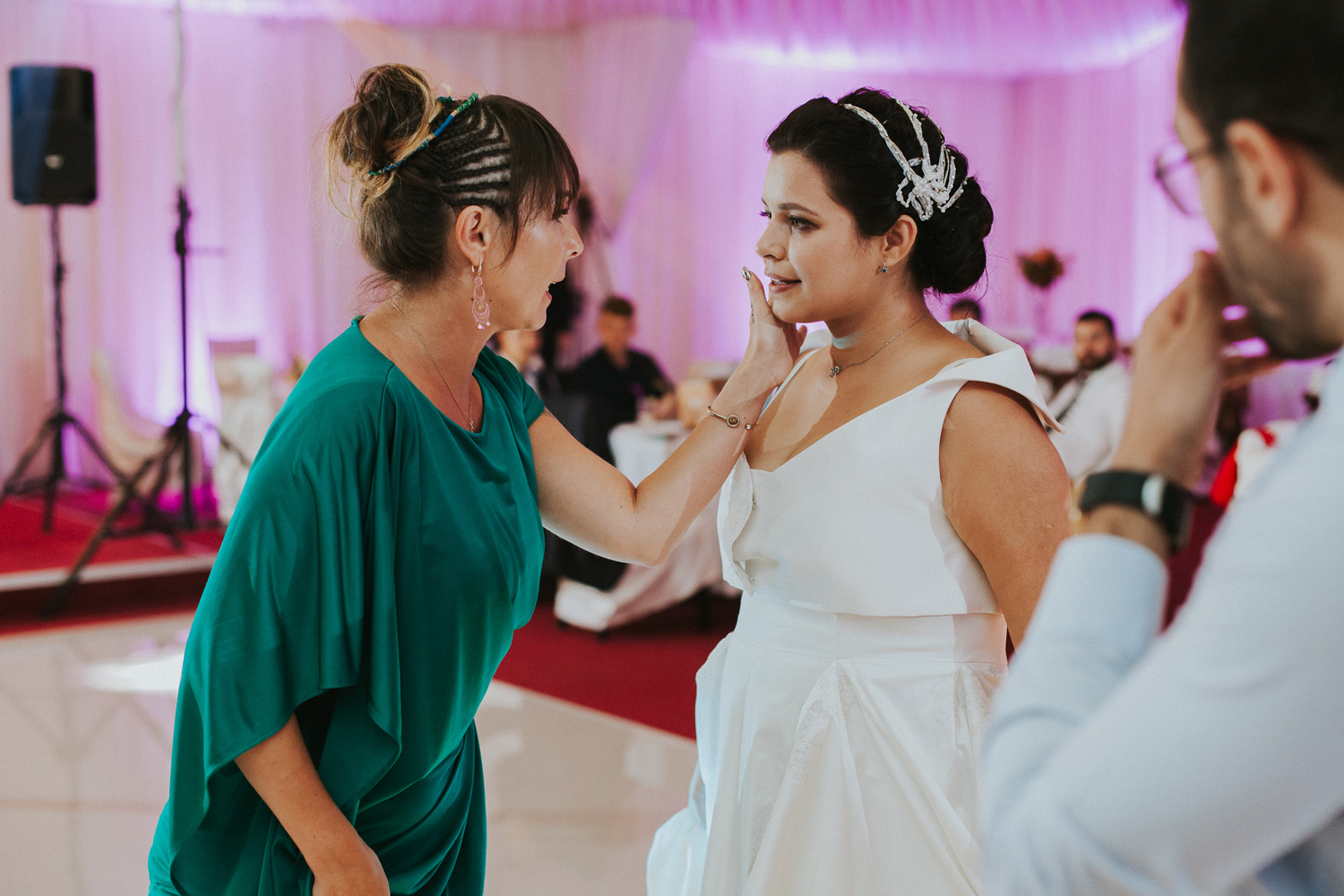 adela-louai-teaser-166